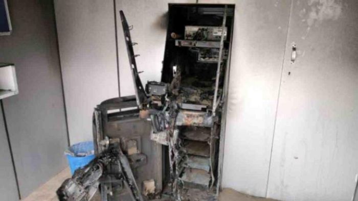 Thieves loot Rs 45 Lakh 61 thousand from ATMs