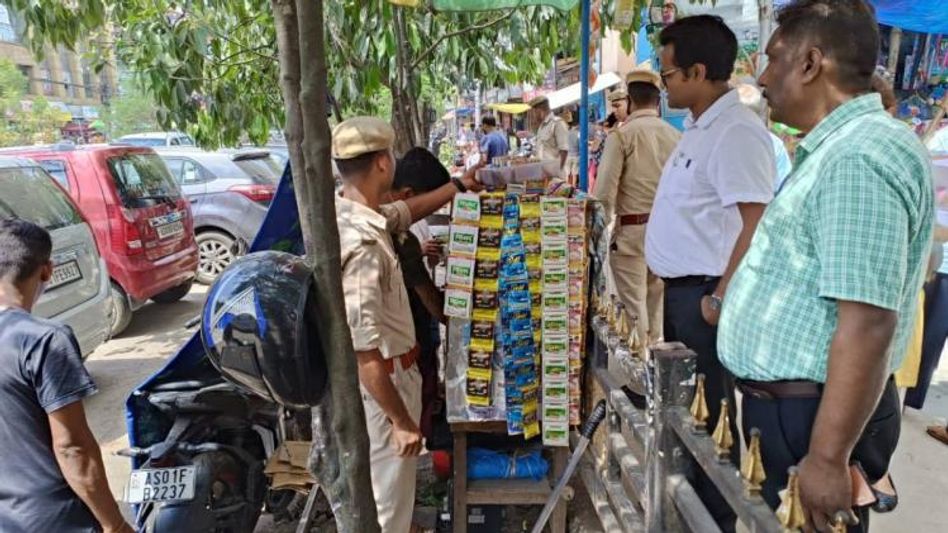 Assam: GMC conducts inspection drive, imposes Rs 82 thousand fine on shops violating hygiene rules Assam: GMC conducts inspection drive, imposes Rs 82 thousand fine on shops violating hygiene rules
