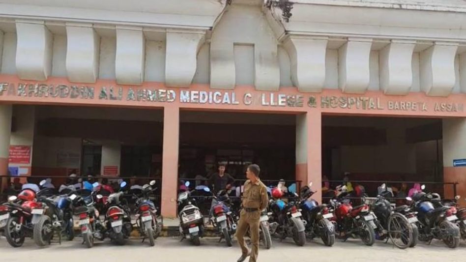 Assam: Man dies due to hospital negligence in Barpeta Assam: Man dies due to hospital negligence in Barpeta