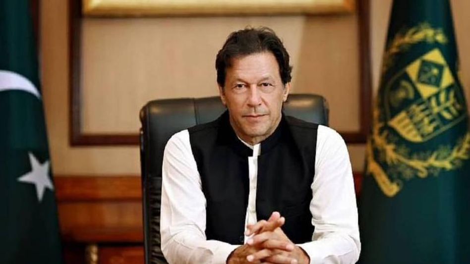 Pak’s former PM Imran Khan escapes plane crash, aircraft makes emergency landing Pak’s former PM Imran Khan escapes plane crash, aircraft makes emergency landing