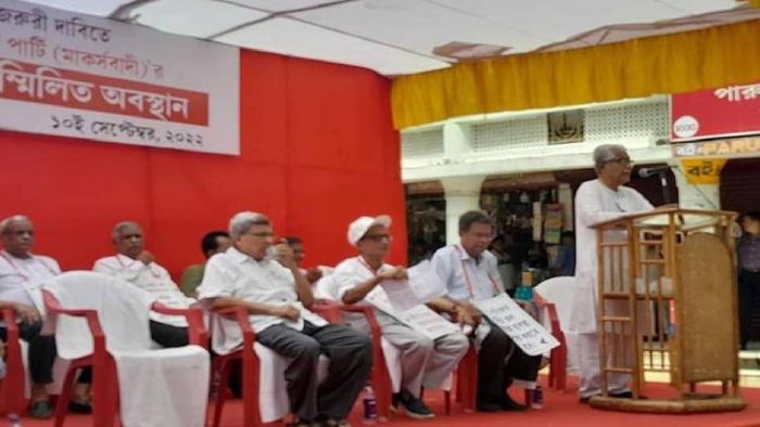 Former Tripura CM and Opposition leader Manik Sarkar addressing a gathering