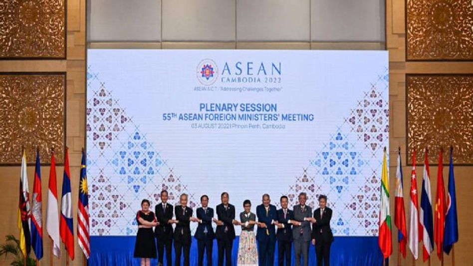 ASEAN members to hold emergency talks in Jakarta to discuss strife-torn Myanmar ASEAN members to hold emergency talks in Jakarta to discuss strife-torn Myanmar