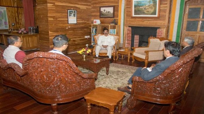 Mizoram Governor Hari Babu Kambhampati with senior faculty members of ICFAI University
