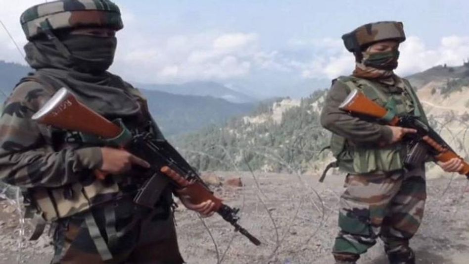 Assam Rifles apprehends two persons with arms and ammunition Assam Rifles apprehends two persons with arms and ammunition