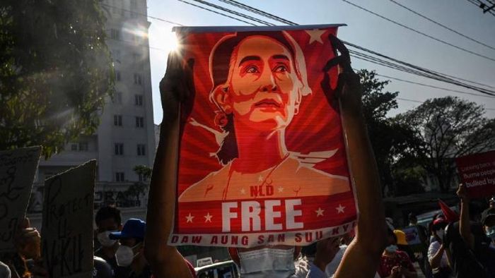 Pressure mounting on Myanmar military to release jailed political prisoners