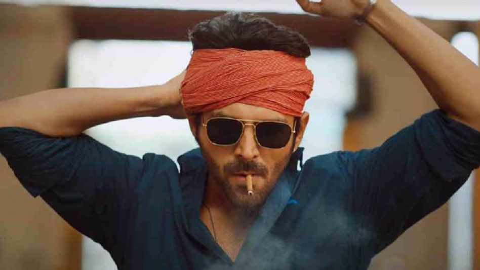 Shehzada first look: Kartik Aaryan prefers action over discussion in this Masala entertainer Shehzada first look: Kartik Aaryan prefers action over discussion in this Masala entertainer