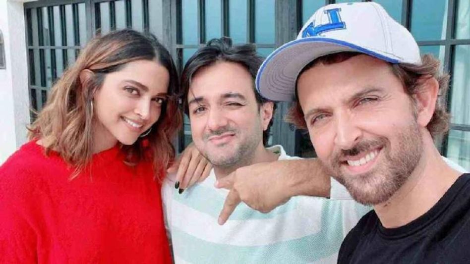 Fighter: Actor Hrithik Roshan to show his fighting skills on Assam street in November Fighter: Actor Hrithik Roshan to show his fighting skills on Assam street in November