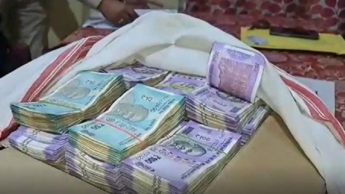 Rs 20 lakh cash recovered from container truck in Panitola under Tinsukia district in Assam