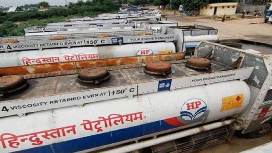 Assam Petroleum Mazdoor Union resumes fuel transportation to Meghalaya Assam Petroleum Mazdoor Union resumes fuel transportation to Meghalaya