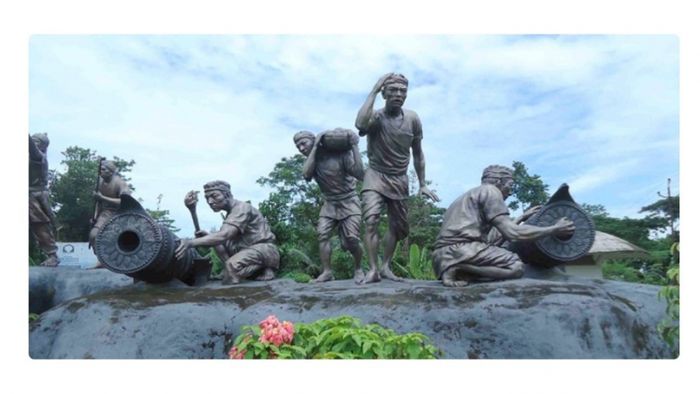 Sculpture depicting Ahom people participating in the war against Mughal army
