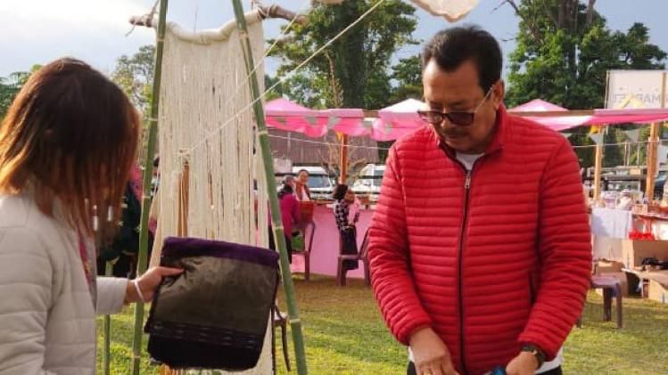 Arunachal Deputy Chief Minister Chowna Mein visits Winter Artisan Market on Christmas to support local artisans