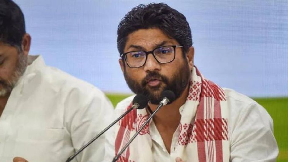Gujarat Elections 2022: Congress Dalit leader Jignesh Mevani wins Vadgam seat for second time Gujarat Elections 2022: Congress Dalit leader Jignesh Mevani wins Vadgam seat for second time