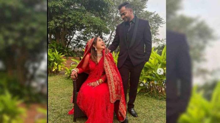Devoleena with her husband