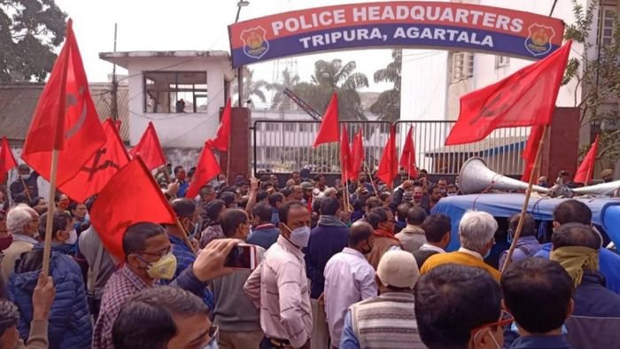 CPI(M) staged protest in front of Tripura Police Headquarters