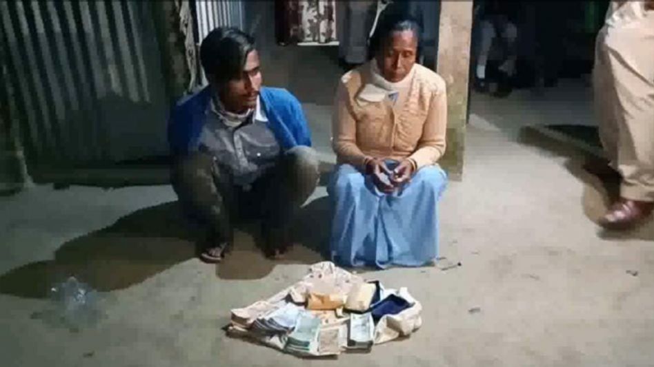 Assam: Female home guard arrested with suspected heroin in Barpeta, cash worth Rs 70,000 recovered Assam: Female home guard arrested with suspected heroin in Barpeta, cash worth Rs 70,000 recovered