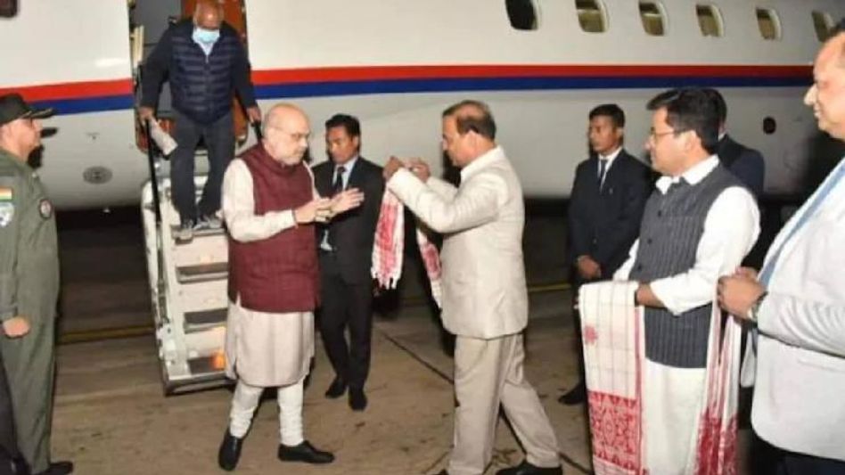 On way to Tripura, Union Home Minister Amit Shah’s flight makes emergency landing at Guwahati On way to Tripura, Union Home Minister Amit Shah’s flight makes emergency landing at Guwahati