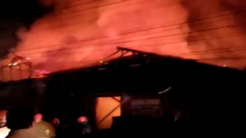Tripura: Three shops gutted in fire at Lake Chowmohani market in Agartala Tripura: Three shops gutted in fire at Lake Chowmohani market in Agartala