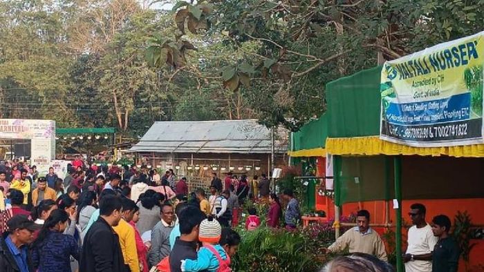 Flower fest in Jugibari draws crowd