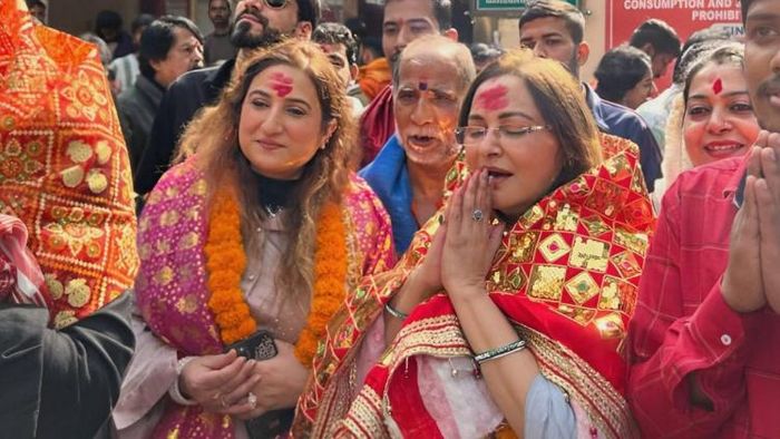 Veteran actress Jaya Prada visit Guwahati; pay obeisance to Goddess Kamakhya