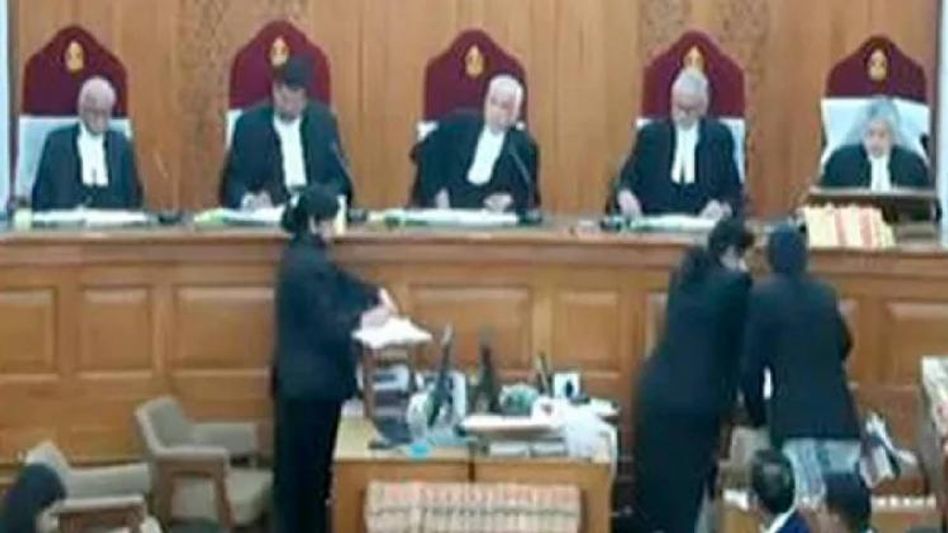 Supreme Court backs PM Modi's 2016 note ban, says demonetisation a valid exercise Supreme Court backs PM Modi's 2016 note ban, says demonetisation a valid exercise