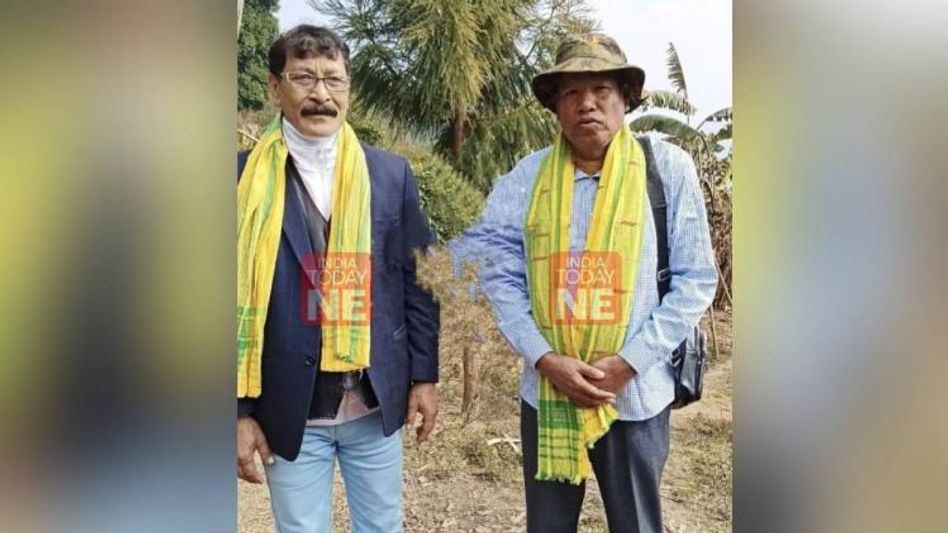Nagaland: Kamtapur Liberation Organisation chief Jeevan Singh spotted with mediator Dilip Narayan Nagaland: Kamtapur Liberation Organisation chief Jeevan Singh spotted with mediator Dilip Narayan