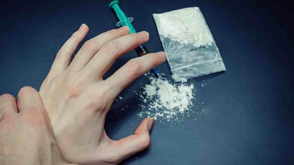Assam: Son injects father with drugs, loots over Rs 3 lakh Assam: Son injects father with drugs, loots over Rs 3 lakh
