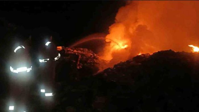 Over 20 residential houses gutted in a massive fire in Digboi