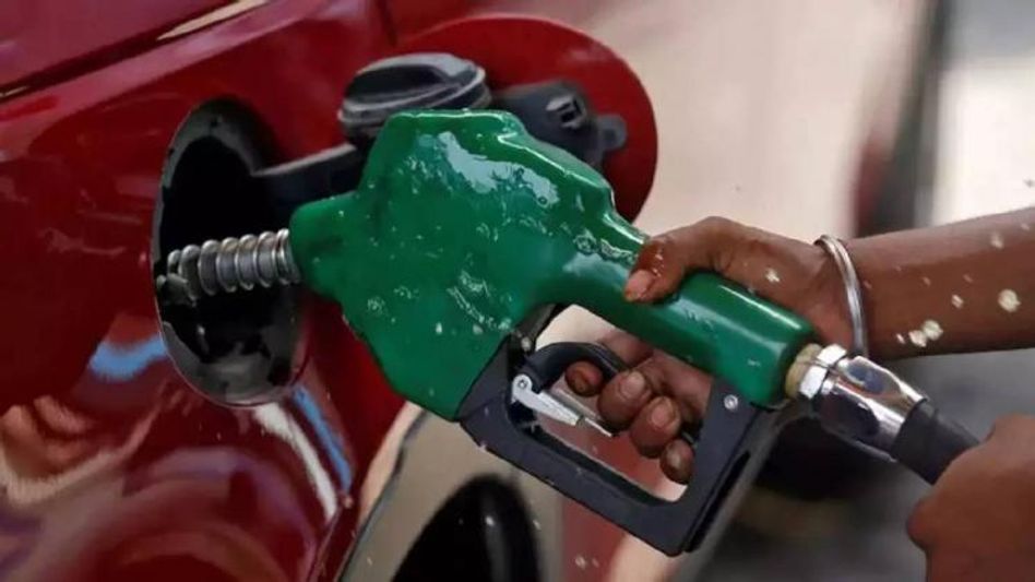 Petrol pumps in Pakistan on the verge of closure as nation's foreign exchange witnesses sharp drop Petrol pumps in Pakistan on the verge of closure as nation's foreign exchange witnesses sharp drop
