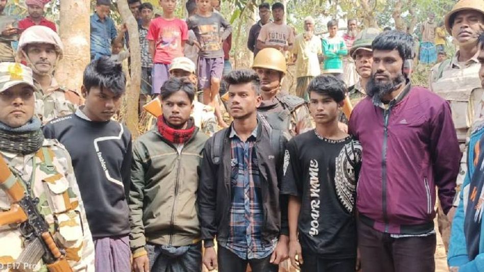 Six rohingyas held in poll bound Tripura Six rohingyas held in poll bound Tripura