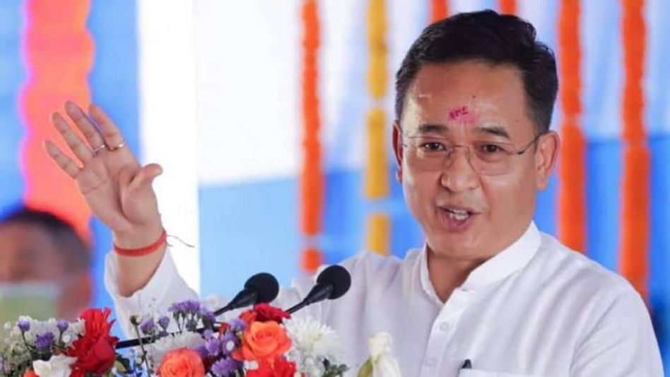 Sikkim Chief Minister Prem Singh Tamang wishes people on 'Sonam Lochar' Sikkim Chief Minister Prem Singh Tamang wishes people on 'Sonam Lochar'