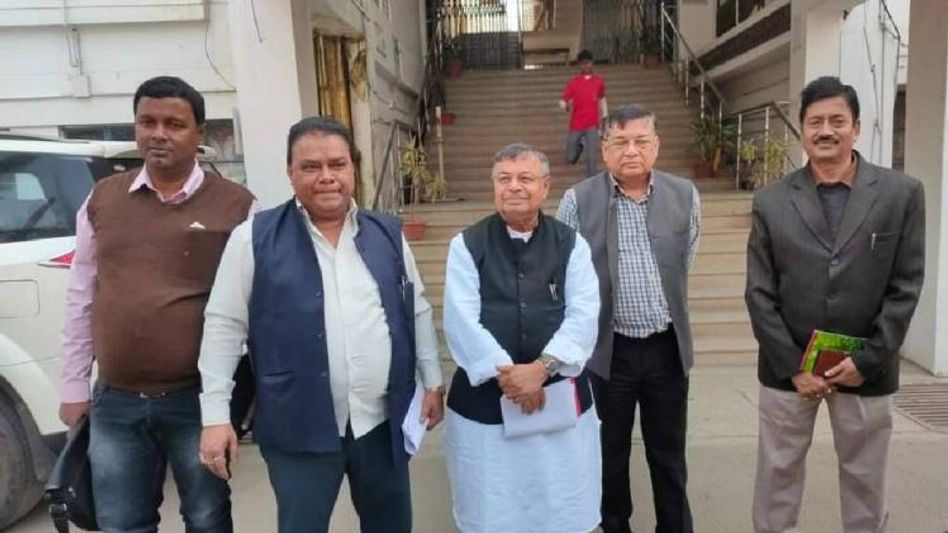 Tripura BJP meets Chief Electoral Officer, demands to find culprits who put ink on posters of PM Modi Tripura BJP meets Chief Electoral Officer, demands to find culprits who put ink on posters of PM Modi