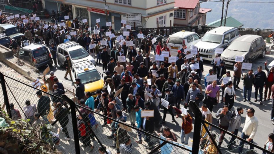 Sikkim: Supreme Court's verdict labelling Sikkimese Nepali community as ‘immigrant' creates stir Sikkim: Supreme Court's verdict labelling Sikkimese Nepali community as ‘immigrant' creates stir