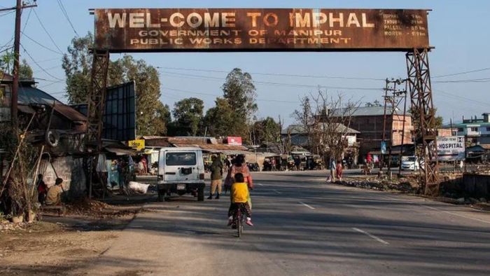 Manipur drivers suspend passengers and goods service on Imphal-Moreh route
