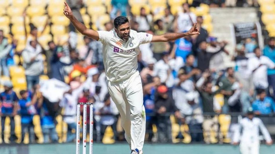 R Ashwin becomes fifth Indian cricketer to achieve double of 700 wickets and 5000 runs in first-class cricket R Ashwin becomes fifth Indian cricketer to achieve double of 700 wickets and 5000 runs in first-class cricket