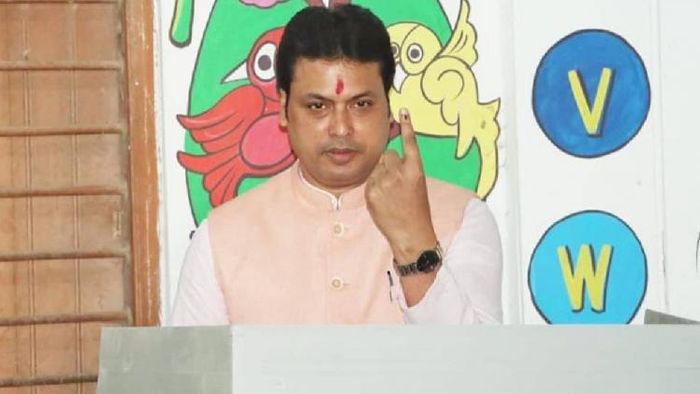BJP MP and former CM Biplab Kumar Deb casts his vote in Udaipur, Tripura