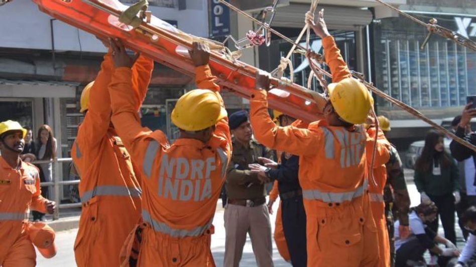 Mizoram: Mock drill on earthquake disaster held in Aizawl Mizoram: Mock drill on earthquake disaster held in Aizawl