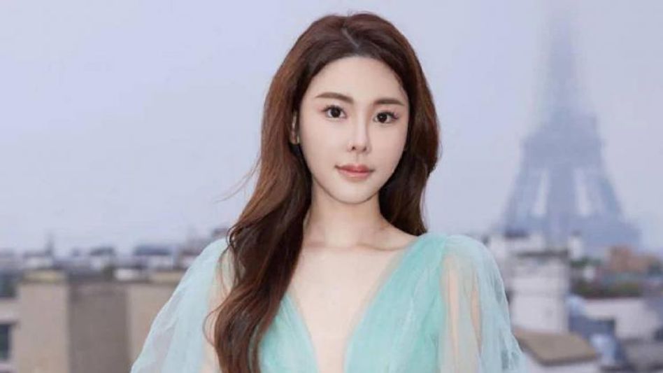 Murdered model Abby Choi's legs found in refrigerator, three charged in Hong Kong Murdered model Abby Choi's legs found in refrigerator, three charged in Hong Kong
