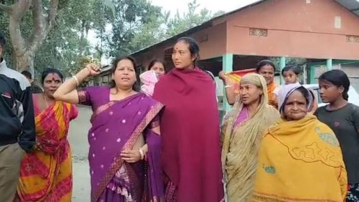 Assam : Locals protest in Rangia against Rajya Sabha MP Ajit Kumar Bhuyan