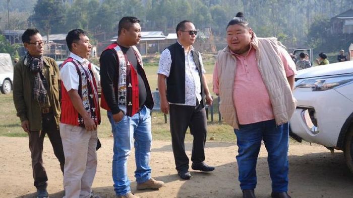 Nagaland BJP chief Temjen Imna Along (Extreme right in pink shirt)