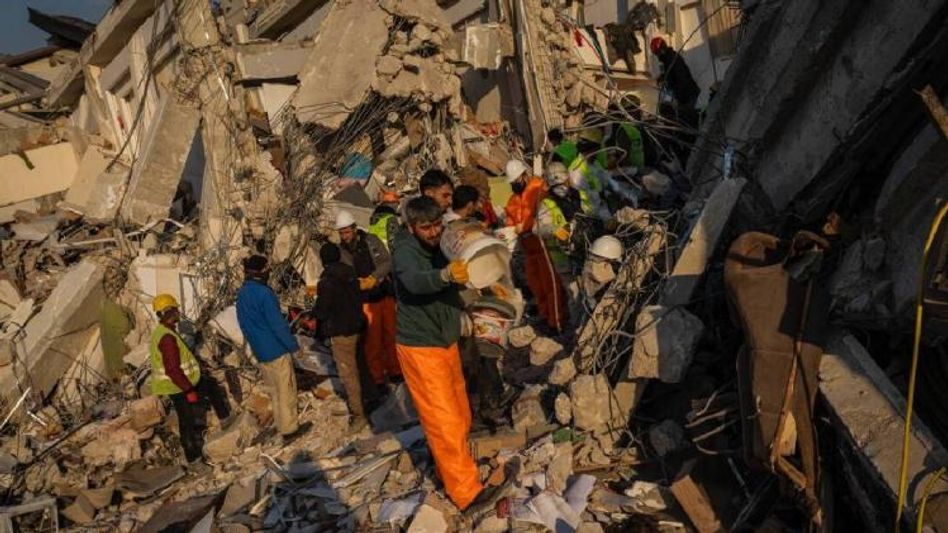 Turkey-Syria earthquake: Fresh tremors of magnitude 4.7 jolts country, death toll tops 34,000 Turkey-Syria earthquake: Fresh tremors of magnitude 4.7 jolts country, death toll tops 34,000