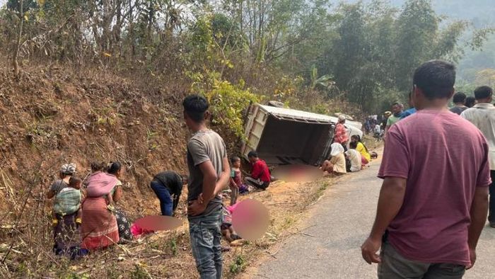 Meghalaya: Pickup van carrying people for election campaign meets with accident