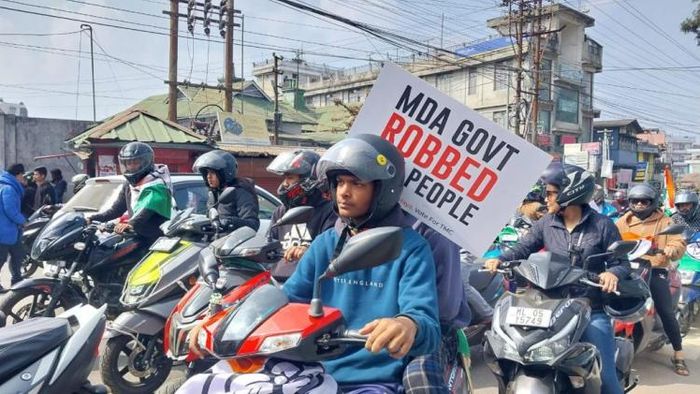 TMC Students’ Union organises massive bike rally to condemn Meghalaya land scam