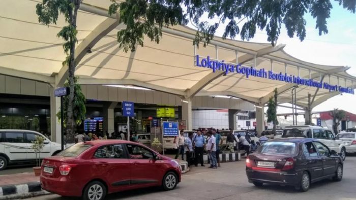 Poor visibility hampers flight operation in Guwahati