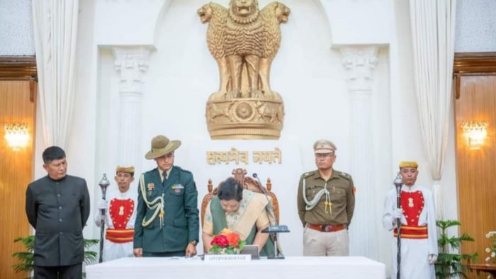 Sushri Anusuiya Uikey takes oath as new governor of Manipur