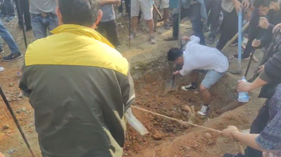 Arunachal: Family of dead APPSC officer to cremate body at under-construction office site Arunachal: Family of dead APPSC officer to cremate body at under-construction office site