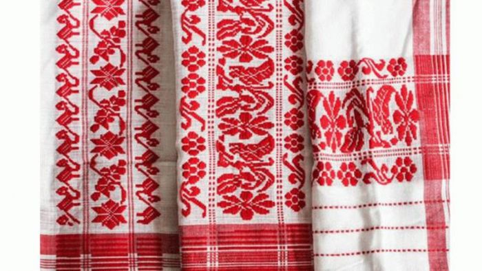 Assam government to launch drive against sale of power loom gamosa