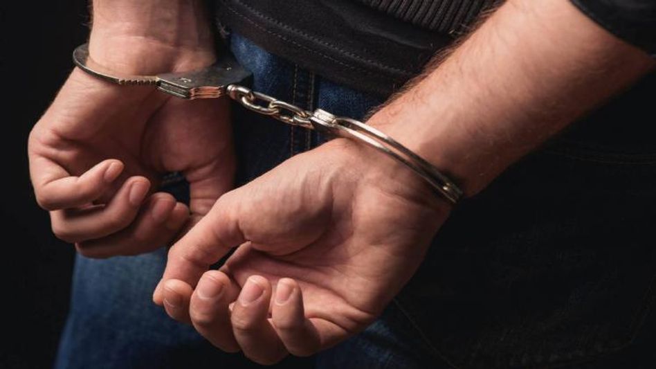 Delhi: Two held for allegedly being involved in tax evasion of Rs 17 crore Delhi: Two held for allegedly being involved in tax evasion of Rs 17 crore