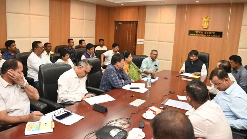 Assam imposes ban on entry of poultry and pigs to prevent spread of ASF and Avian Influenza Assam imposes ban on entry of poultry and pigs to prevent spread of ASF and Avian Influenza