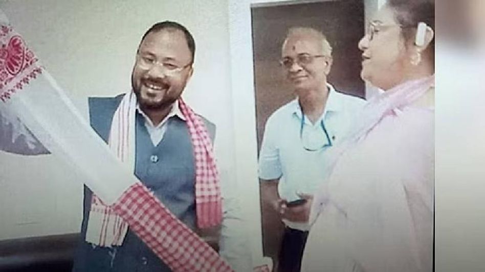 Assam minister Bimal Borah issues statement over Assamese-Bangla paired gamosa photo, says pic one-year-old Assam minister Bimal Borah issues statement over Assamese-Bangla paired gamosa photo, says pic one-year-old