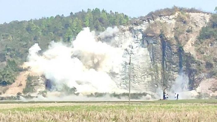 Assam: Locals express fear as quarry owner causes major blast in Boitamari, endangering public and wildlife